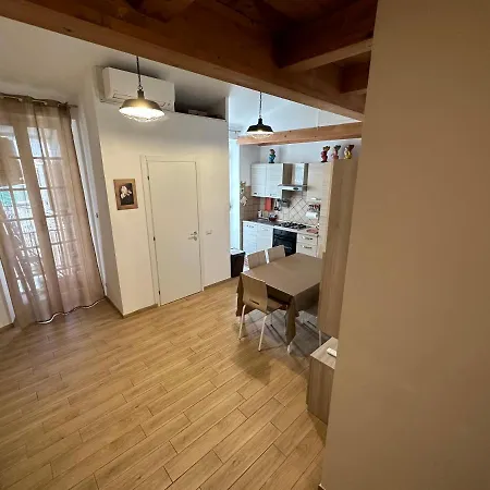 Διαμέρισμα Dimora Mazzini- Appartamento Nel Centro Storico Velletri